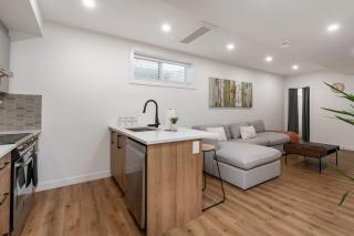 Cozy 2BR Basement Suite Near Rogers Place & NAIT - 4