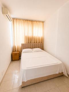 Hotel Sharri Durres - 1