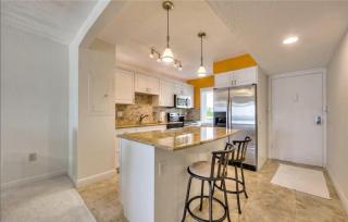 Two Bedroom Gulf Front Residence with Water Views - 3