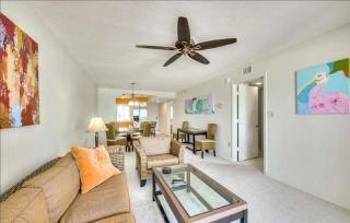 Two Bedroom Gulf Front Residence with Water Views - 0