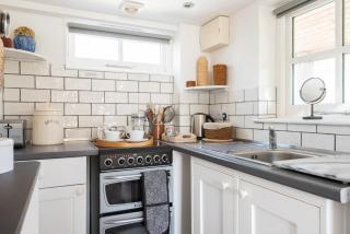 1 Bed in South Milton oc-t43278 - 1