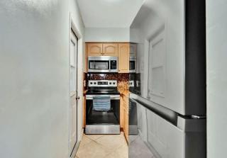 Two Bedroom Penthouse Residence with Ocean Views - 5