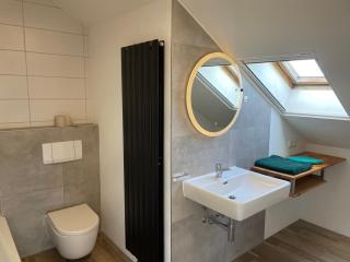 Moderne Ferienwohnung mit Balkon und Klima - 6