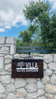 Olive Garden Villa - 8