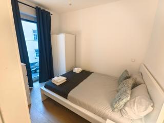 Fully furnished and equipped 1 bedroom apartment in Linz city centre - 2