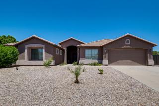 Spacious Backyard! Family Haven in San Tan Valley - 5