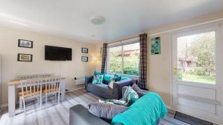 15 Trevithick Court, Tolroy Manor - 7