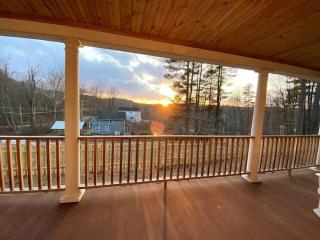 Sunsets On Blue Hill, Newly Renovated Farmhouse - 9