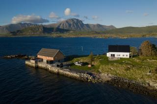 Villa Borgvåg - A unique Seafront Villa in the heart of Lofoten - 7