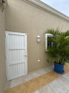 Puerta del Sol#4-Studio near airport sleeps 4 - 3