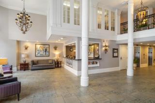 Best Western Plus St. Christopher Hotel - 2