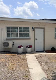 Sunny Baldwin Park Studio Walk to Cafés & Downtown Orlando - 1