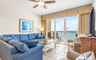 Two Bedroom Beachfront Residence with Panoramic Views - 9
