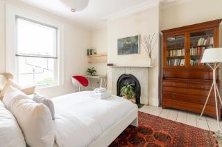 GuestReady - Period House in the Heart of Dublin - 8