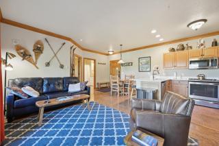 Hidden River Lodge #5940 : 2 190 - 9