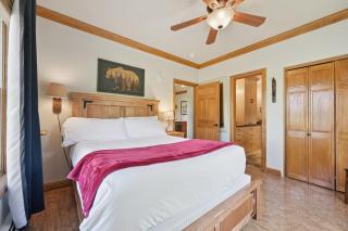 Hidden River Lodge #5940 : 2 190 - 2