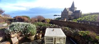 Charming sea view cottage - 7