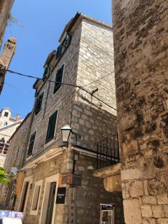 Tudor Apartments Hvar Old Town Groda, City Center for 4 Guests - 3