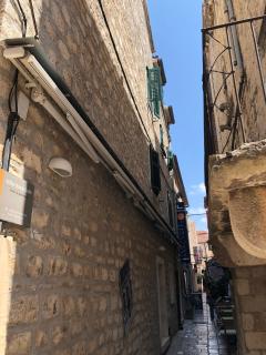 Tudor Apartments Hvar Old Town Groda, City Center for 4 Guests - 1