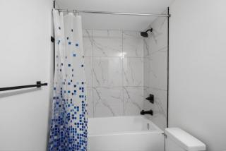 Spacious Studio Suite in Edmonton, Canada - 9