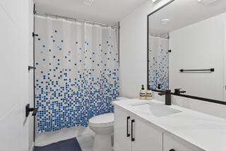 Spacious Studio Suite in Edmonton, Canada - 4