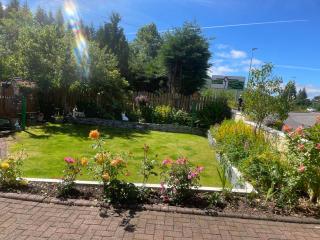 4 Glenfalloch Road - 1