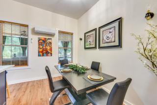 Walkable Gem in Historic Dtwn Cheraw! Group Ready - 4