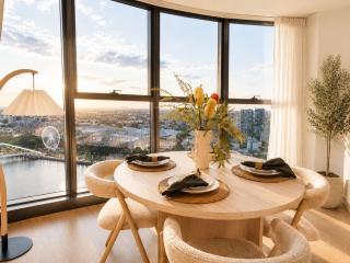 Koala Sky Suite River & City Views - 5