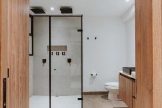 The Arena House - 5