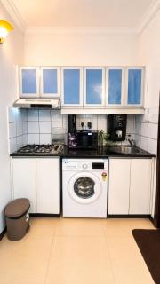 Cozy studio home with Pool Near Tito's & Bagabeach - 3