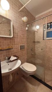 Cozy studio home with Pool Near Tito's & Bagabeach - 6
