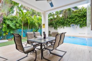 4 Bedroom Luxury Villa with Private Pool - 6