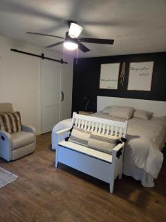 Beautiful 3BR 3BATH w Pool Patio Home Clear Lake - 6