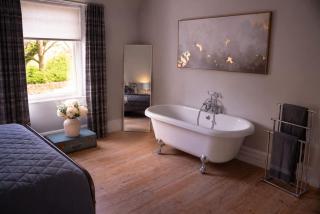 Fairytale Scots Baronial Coach House in Ballater, Royal Deeside near Balmoral Castle - 7