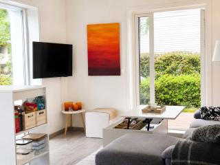 JM7 - 1BR Garden Apartment Bergen - 4
