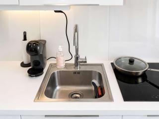 JM7 - 1BR Garden Apartment Bergen - 2