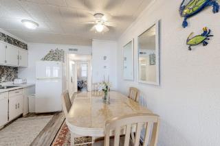 Breakwater II 302 - 2
