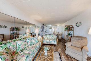 Breakwater II 302 - 4