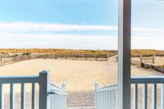 Beachwalk 7 - 7