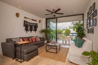 2B Bohemian Condo Great Location, Rooftop Gym - 5