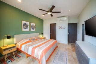 2B Bohemian Condo Great Location, Rooftop Gym - 1