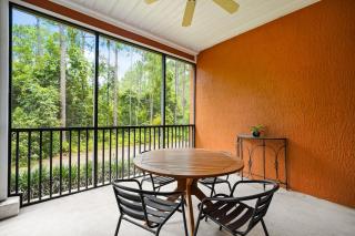 3 bed - Private Oasis - Completley Immaculate - 4