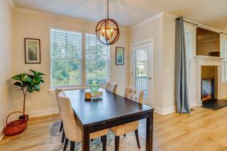 5 Mi to Bethany Beach! Group Escape w/ Pool Access - 3