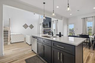 The Fort Haven Spacious 4BR Near Ft Campbell - 4