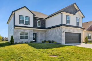 The Pond House 5BR Retreat w Scenic Views - 3