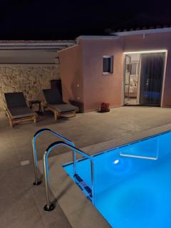 Lux Studios With Private Pool by ILIOS Georgioupoli - 8