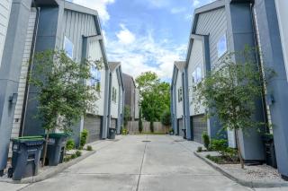 New Gated Home Near Heights & Downtown HTX - 4