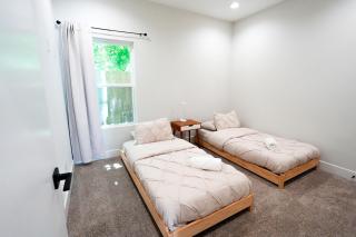 New Gated Home Near Heights & Downtown HTX - 1