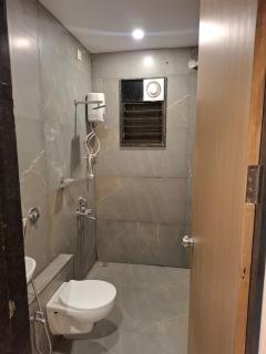 Hotel Sai Sidheshwar And Hotel Samruddhi - 1