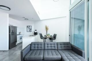 Mamad Modern Duplex with Sea View - 3